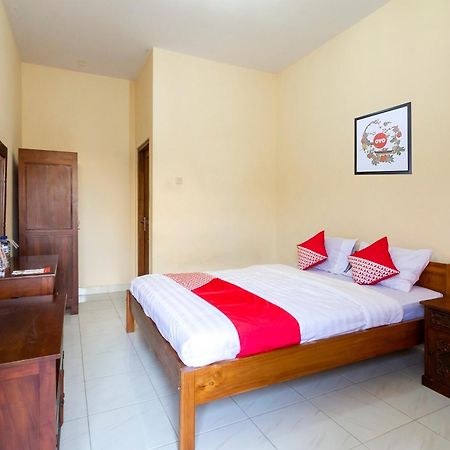 Hotel Super Oyo 1150 Omah Ladrang Kejayan Esterno foto