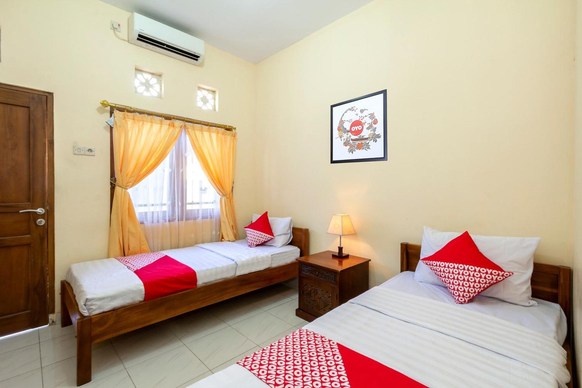 Hotel Super Oyo 1150 Omah Ladrang Kejayan Esterno foto