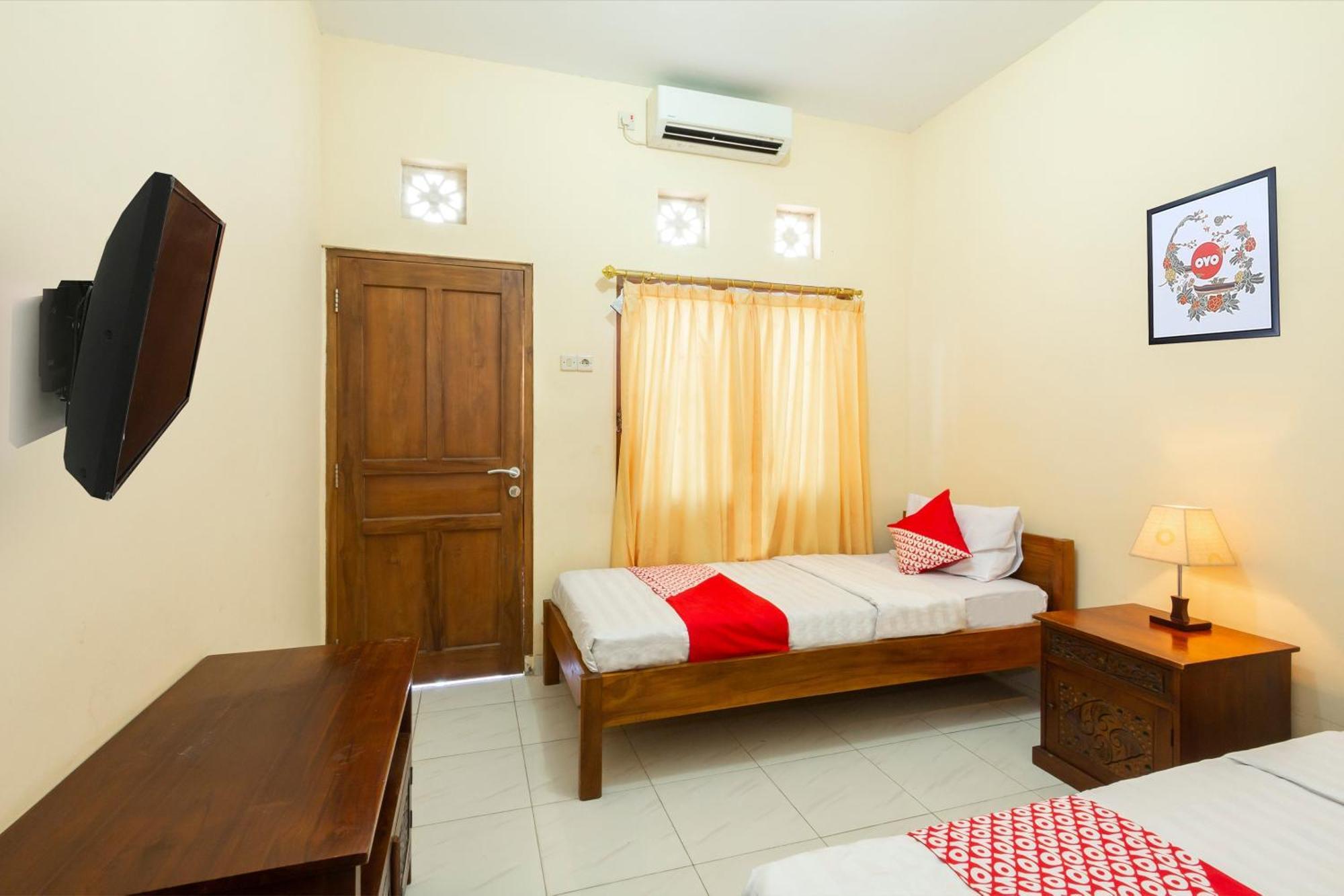 Hotel Super Oyo 1150 Omah Ladrang Kejayan Esterno foto