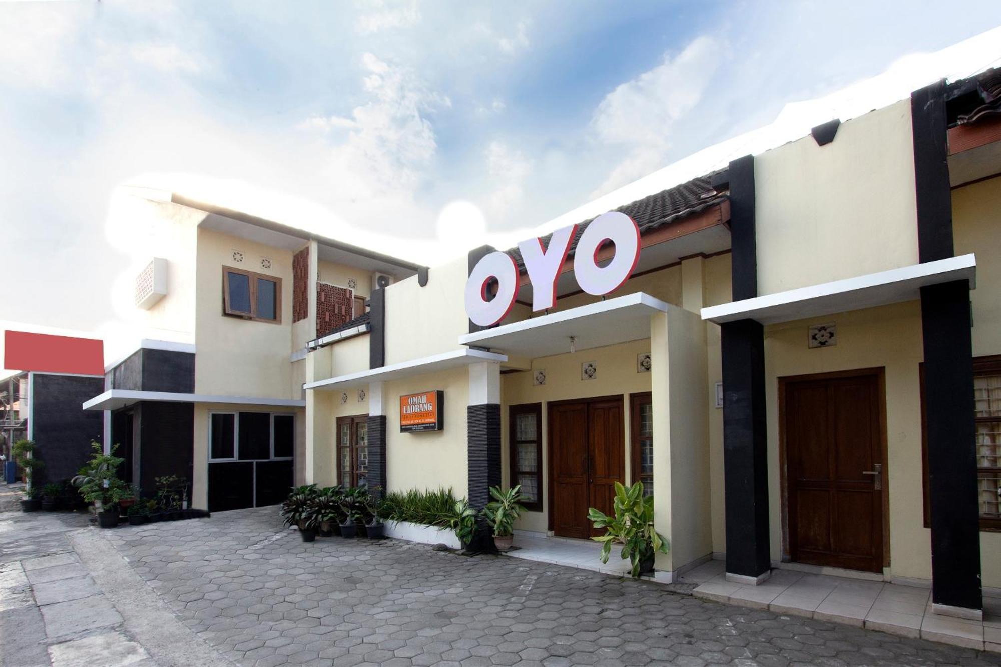 Hotel Super Oyo 1150 Omah Ladrang Kejayan Esterno foto